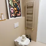 Apartman Modern Art Gallery *