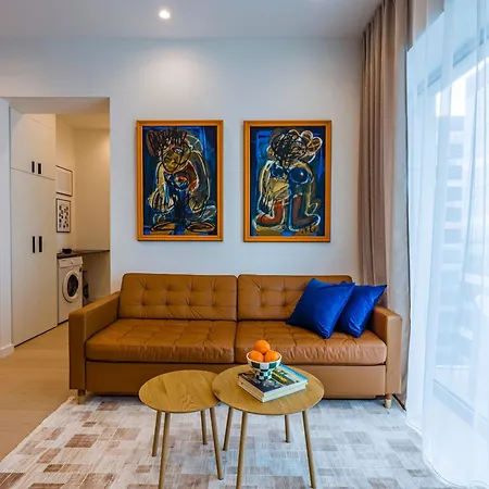 Modern Art Gallery Apartman